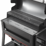 Weber<sup>®</sup> Searwood<sup>®</sup> XL 600 Pellet Barbecue - Image 3